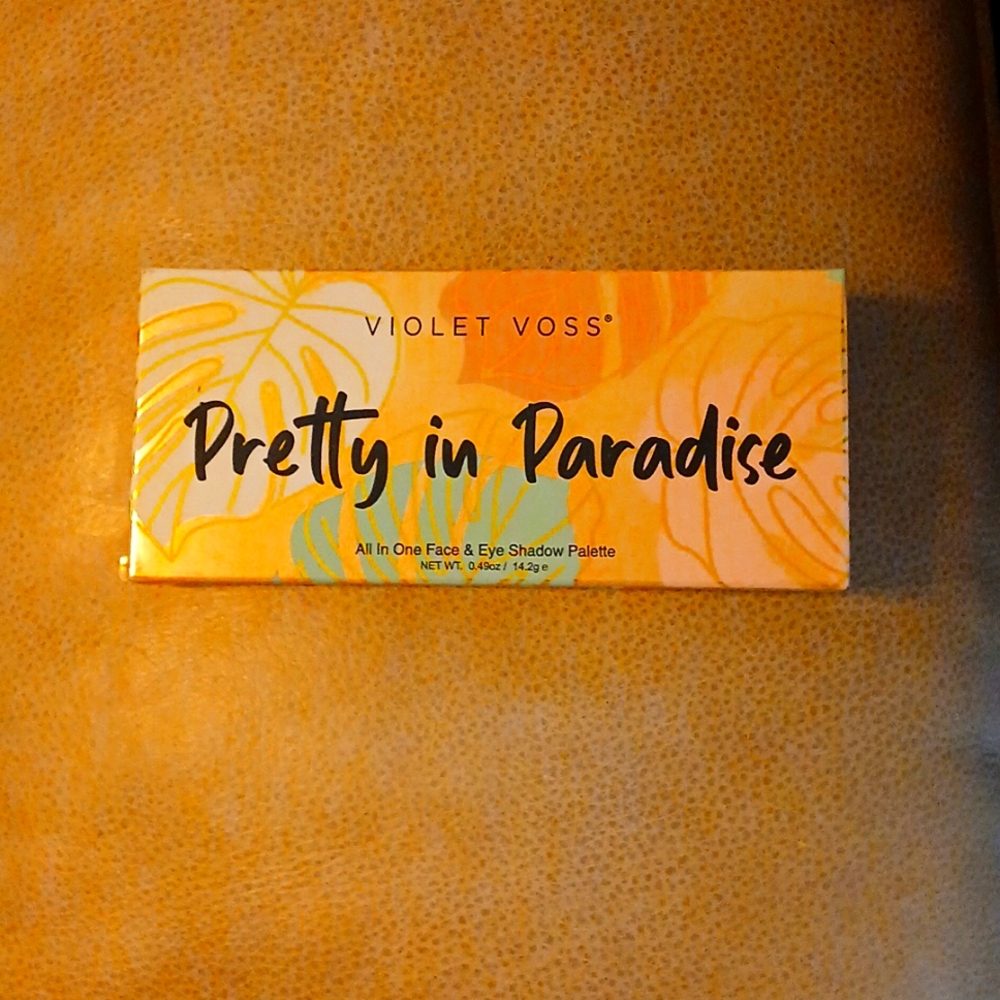 Violet Voss Pretty in Paradise All in One Face & Eyeshadow Palette
